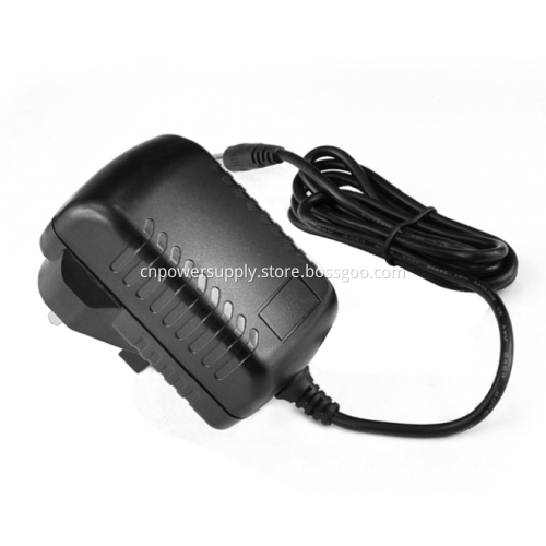 Switching power supply adaptor vs decorator pattern